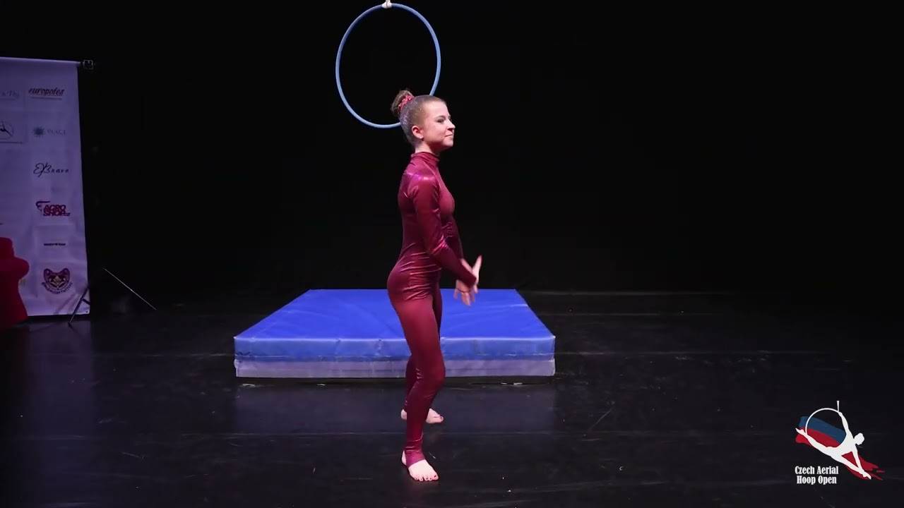 Czech aerial hoop open 2024 – Vanessa Langova